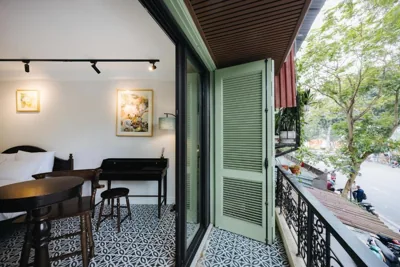 Apartment mit einem Schlafzimmer — The Good Vibes - 5BR House - Heart of Hanoi - Steps to Hoan Kiem Lake